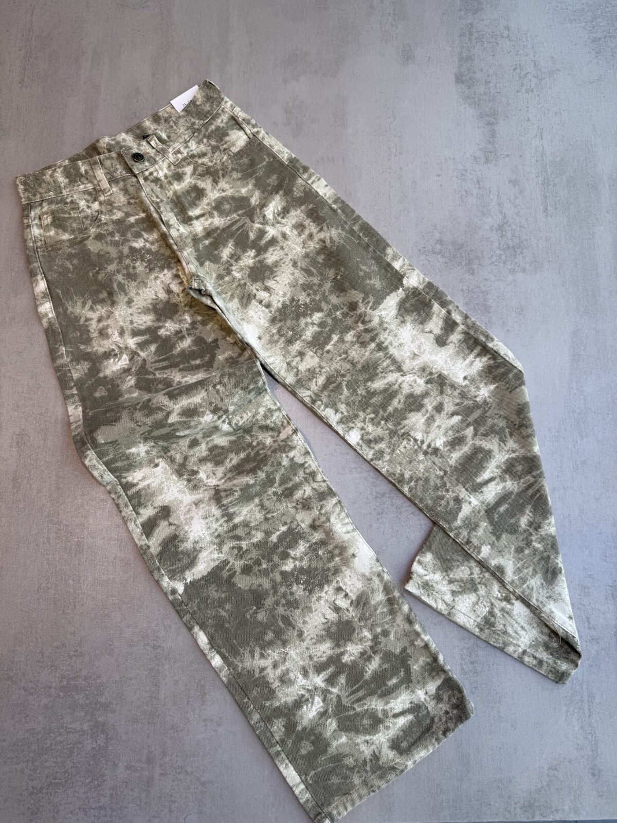 Jeans real tree