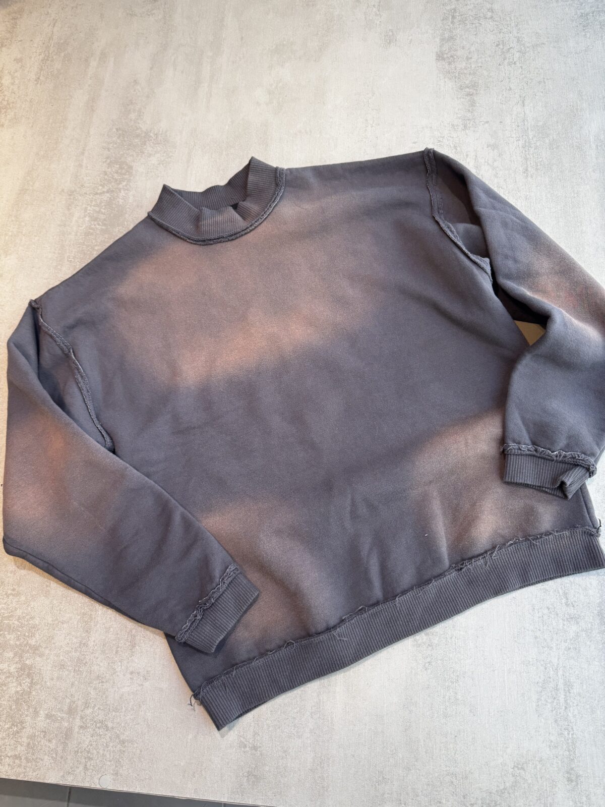 Buzo washed cuello alto